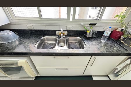 Apartamento à venda com 230m², 4 quartos e 5 vagasCozinha