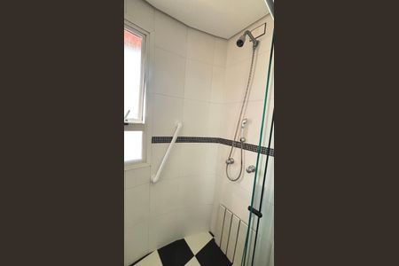 Apartamento à venda com 230m², 4 quartos e 5 vagasBanheiro da Suíte 3