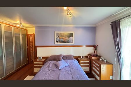 Apartamento à venda com 230m², 4 quartos e 5 vagasSuite 1