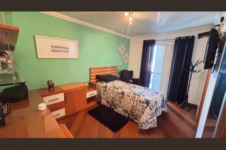 Apartamento à venda com 230m², 4 quartos e 5 vagasSuite 2