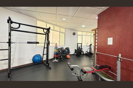 Apartamento à venda com 230m², 4 quartos e 5 vagasAcademia