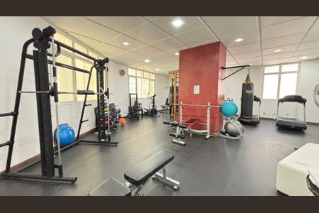 Apartamento à venda com 230m², 4 quartos e 5 vagasAcademia