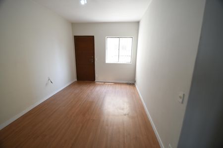Sala de apartamento à venda com 3 quartos, 80m² em Vila Iza, Campinas