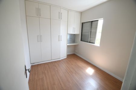 Apartamento à venda com 80m², 3 quartos e 1 vagaQuarto 2