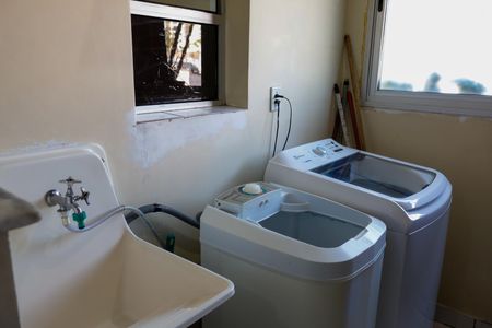 Apartamento à venda com 74m², 2 quartos e 1 vaga Apartamento à venda com 74m², 2 quartos e 1 vagaLavanderia