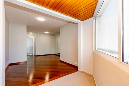 Apartamento à venda com 80m², 3 quartos e 2 vagasVaranda da Sala