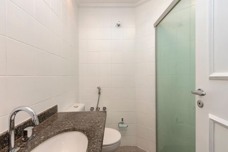 Apartamento à venda com 80m², 3 quartos e 2 vagasBanheiro da Suíte