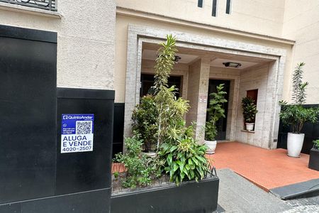 Apartamento à venda com 101m², 3 quartos e sem vaga Apartamento à venda com 101m², 3 quartos e sem vagaPlaquinha