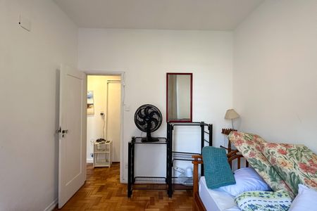 Apartamento à venda com 101m², 3 quartos e sem vaga Apartamento à venda com 101m², 3 quartos e sem vagaQuarto 02