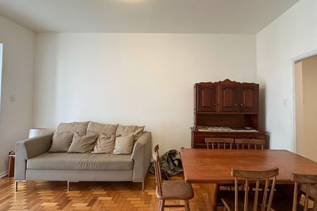 Apartamento à venda com 101m², 3 quartos e sem vaga Apartamento à venda com 101m², 3 quartos e sem vagaSala