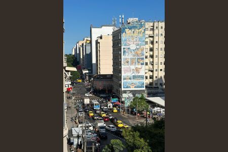 Apartamento à venda com 101m², 3 quartos e sem vaga Apartamento à venda com 101m², 3 quartos e sem vagaSala - vista