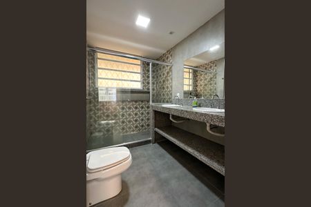 Apartamento à venda com 101m², 3 quartos e sem vaga Apartamento à venda com 101m², 3 quartos e sem vagaBanheiro da Suíte