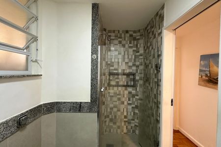 Apartamento à venda com 101m², 3 quartos e sem vaga Apartamento à venda com 101m², 3 quartos e sem vagaBanheiro Social