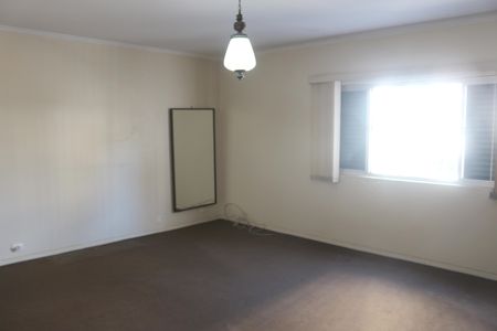 Casa à venda com 205m², 3 quartos e 3 vagasSuíte 1