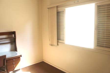 Casa à venda com 205m², 3 quartos e 3 vagasQuarto 2