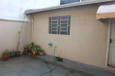 Casa à venda com 205m², 3 quartos e 3 vagasQuintal