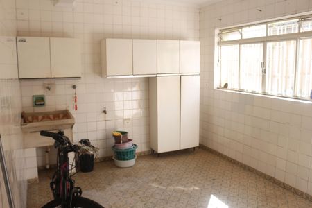 Casa à venda com 205m², 3 quartos e 3 vagasÁrea de Serviço