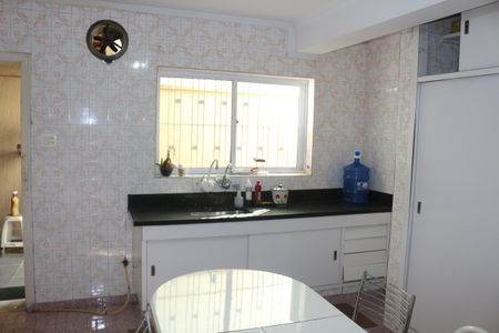 Casa à venda com 205m², 3 quartos e 3 vagasCozinha