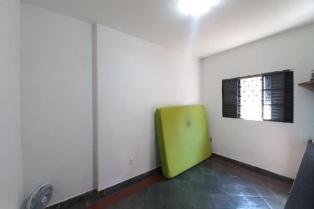 Casa à venda com 210m², 4 quartos e 3 vagas Casa à venda com 210m², 4 quartos e 3 vagasQuarto 1