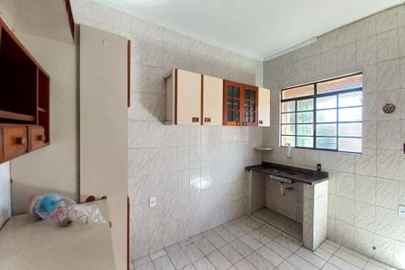 Casa à venda com 210m², 4 quartos e 3 vagas Casa à venda com 210m², 4 quartos e 3 vagasCasa 2 - Cozinha