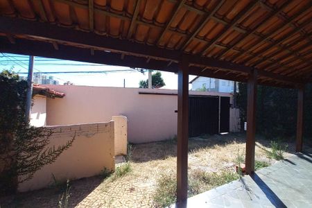 Casa à venda com 210m², 4 quartos e 3 vagas Casa à venda com 210m², 4 quartos e 3 vagasVista da Sala