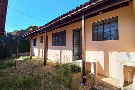 Casa à venda com 210m², 4 quartos e 3 vagas Casa à venda com 210m², 4 quartos e 3 vagasCasa 2