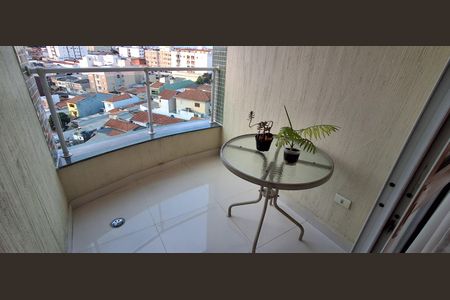 Apartamento à venda com 70m², 2 quartos e 2 vagas Apartamento à venda com 70m², 2 quartos e 2 vagasVaranda