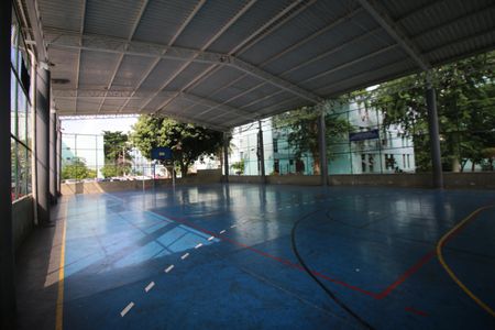 Apartamento à venda com 60m², 2 quartos e 2 vagasÁrea comum - Quadra poliesportiva