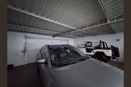 Casa à venda com 460m², 4 quartos e 5 vagasGaragem