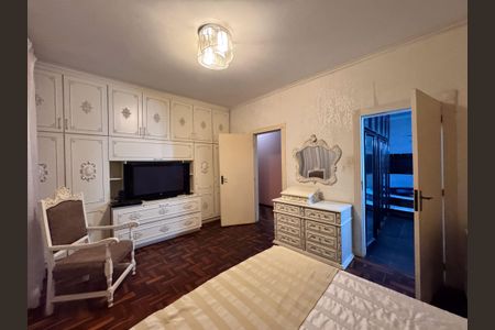 Casa à venda com 460m², 4 quartos e 5 vagasQuarto 2