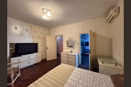 Casa à venda com 460m², 4 quartos e 5 vagasQuarto 2