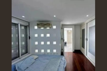 Apartamento para alugar com 264m², 4 quartos e 2 vagas
