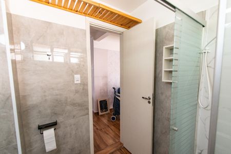 Apartamento para alugar com 60m², 2 quartos e sem vagaBanheiro