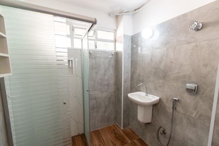 Apartamento para alugar com 60m², 2 quartos e sem vagaBanheiro
