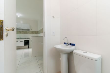 Apartamento para alugar com 32m², 1 quarto e sem vaga Apartamento para alugar com 32m², 1 quarto e sem vagaBanheiro