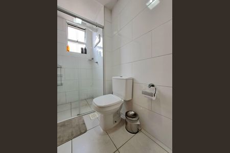 Apartamento à venda com 127m², 3 quartos e 3 vagas Apartamento à venda com 127m², 3 quartos e 3 vagasBanheiro Social