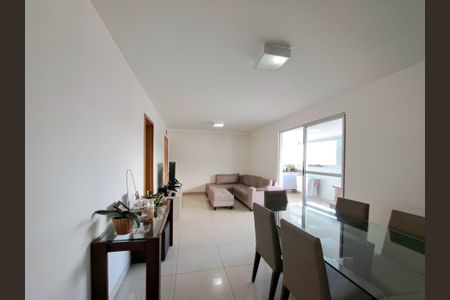 Apartamento à venda com 127m², 3 quartos e 3 vagas Apartamento à venda com 127m², 3 quartos e 3 vagasSala