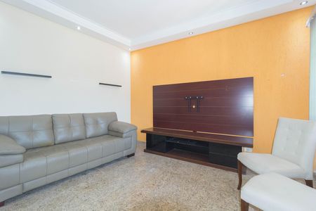 Casa à venda com 120m², 2 quartos e 1 vagaSala