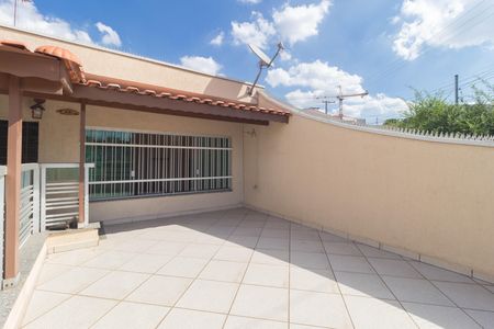 Casa à venda com 120m², 2 quartos e 1 vagaVaranda