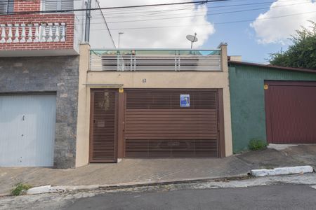 Casa à venda com 120m², 2 quartos e 1 vagaFachada