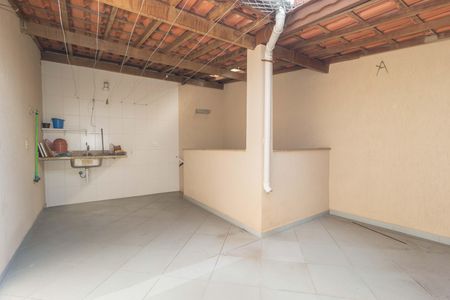 Casa à venda com 120m², 2 quartos e 1 vagaChurrasqueira