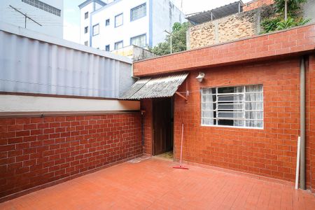 Casa à venda com 200m², 3 quartos e 4 vagasQuintal