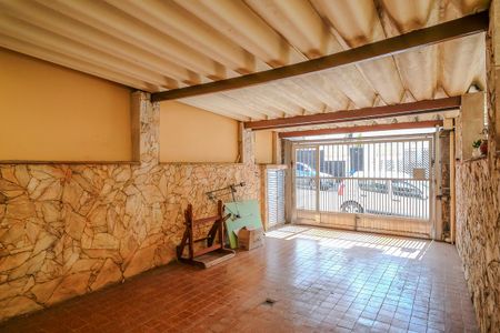 Casa à venda com 200m², 3 quartos e 4 vagasGaragem