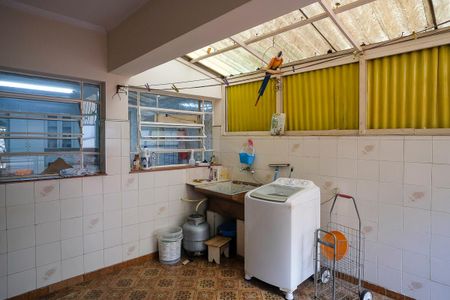 Casa à venda com 200m², 3 quartos e 4 vagasÁrea de serviço