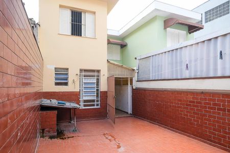 Casa à venda com 200m², 3 quartos e 4 vagasQuintal