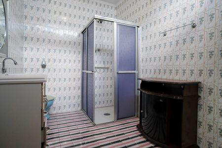 Casa à venda com 200m², 3 quartos e 4 vagasBanheiro