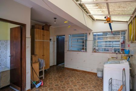 Casa à venda com 200m², 3 quartos e 4 vagasÁrea de serviço