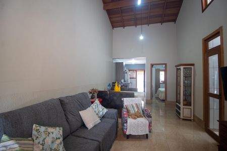 Casa para alugar com 75m², 2 quartos e 1 vagaSala