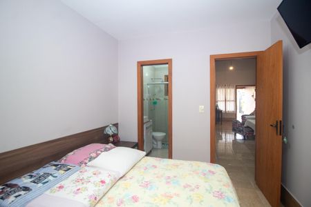 Casa para alugar com 75m², 2 quartos e 1 vagaSuíte