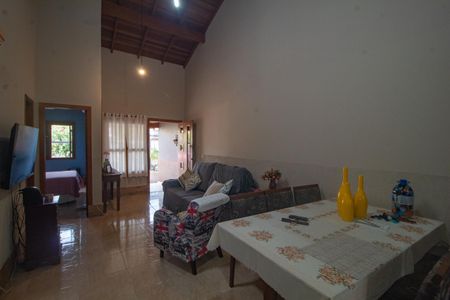 Casa para alugar com 75m², 2 quartos e 1 vagaSala